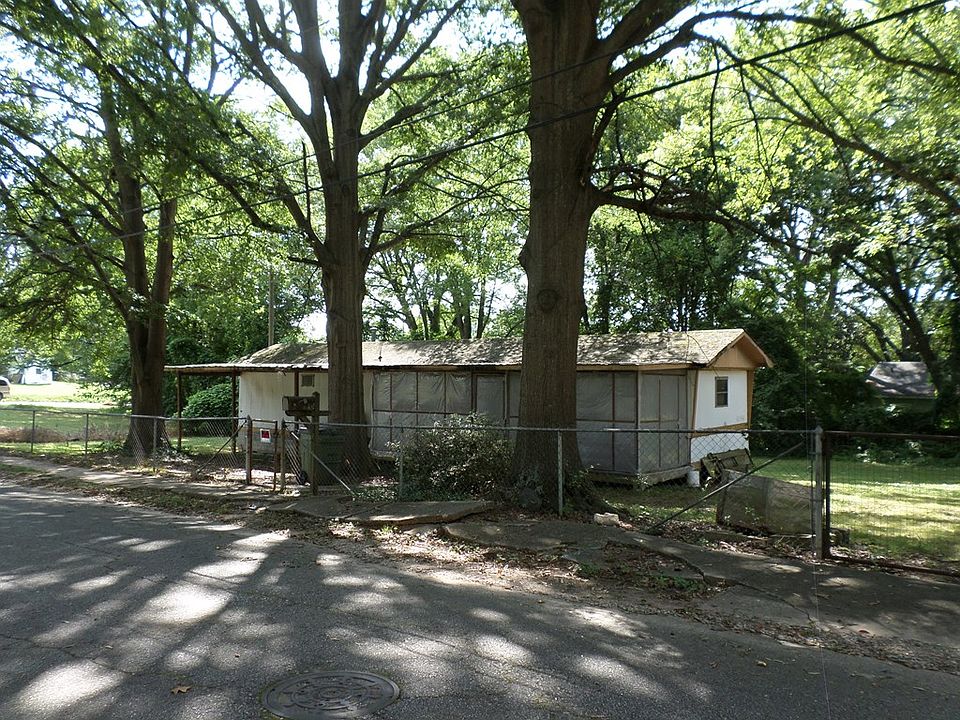 2nd image of 113 & 115 Bryant St