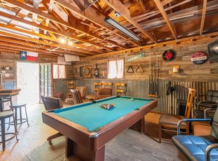 2114 TERMINAL LOOP RD, McQueeney, TX 78123