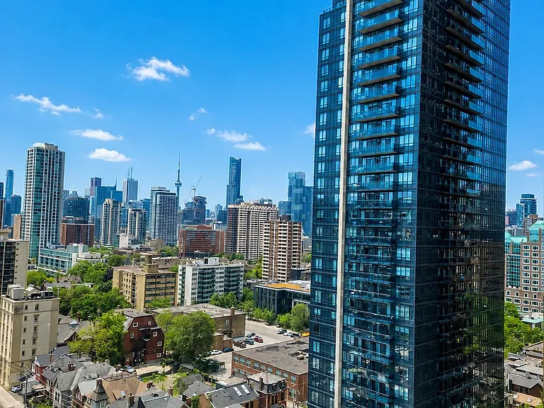 609 Sherbourne St #1703 — Photo 2