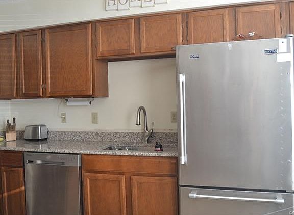 5th image of 10908 Bush Lake Ln Unit 10908