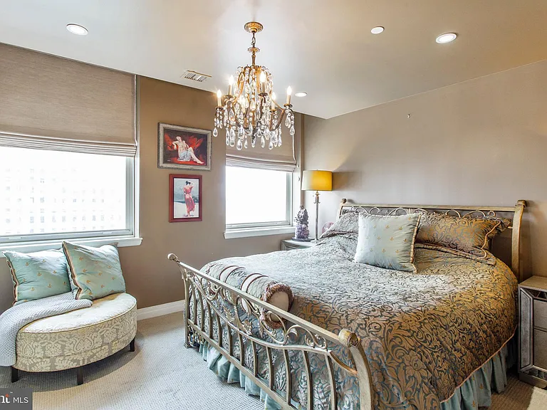 1600 Arch St #1703 — Photo 14