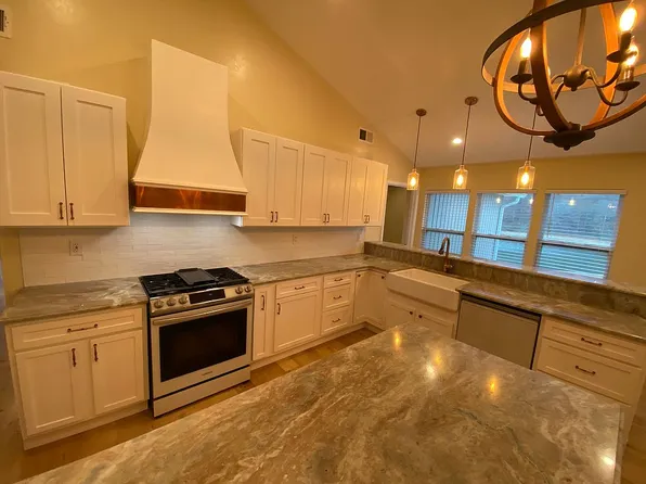 1502 Possum Trot Rd, Piedmont, AL 36272