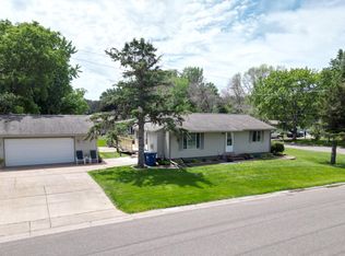 292 7th Ave NW, Forest Lake, MN 55025