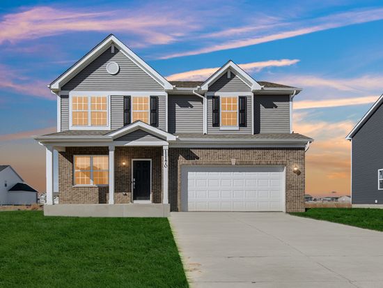 11170 Green Pl, Winfield, IN 46307