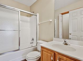 300B NE 7th St, Oak Grove, MO 64075
