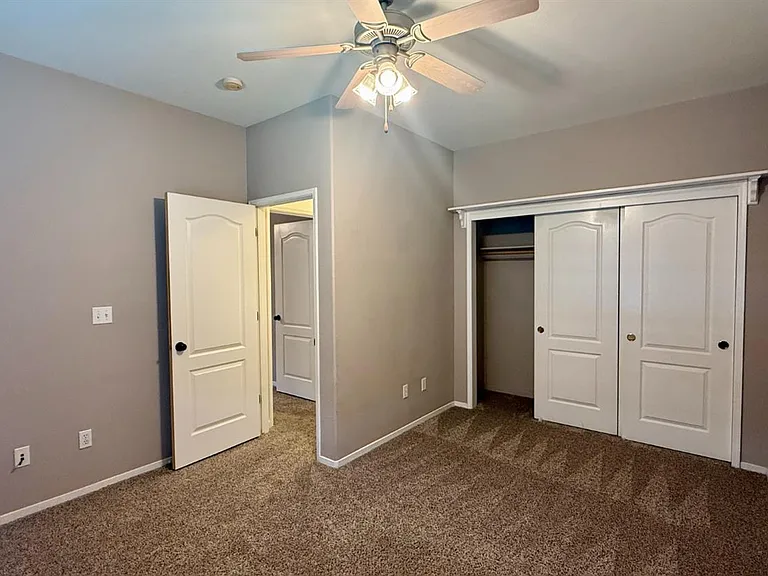 1548 W Hampton Cir — Photo 22