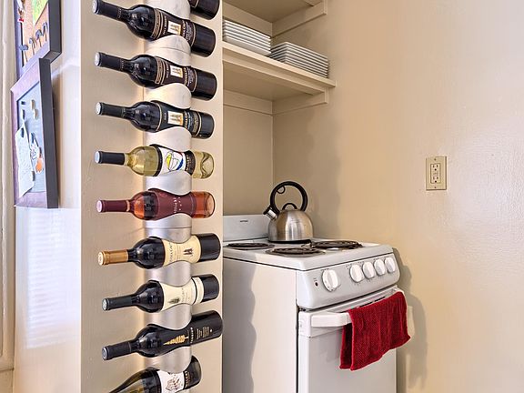 5th image of 1515 Sutter St #110