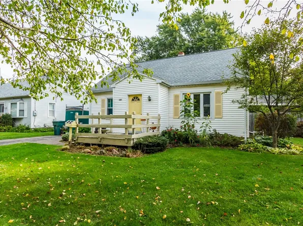 100 Bleacker Rd, Rochester, NY 14609