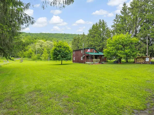 51 Maggies Ln, Monroeton, PA 18832