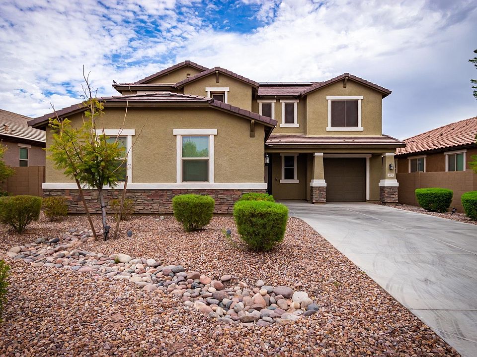 1st image of 672 W Desert Hollow Dr