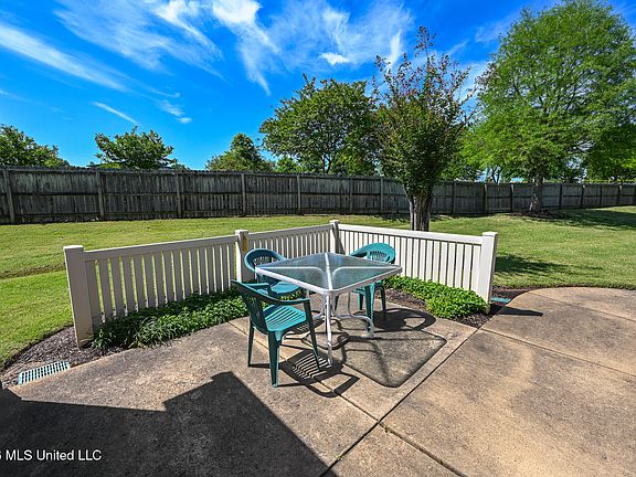 5th image of 8847 Parkview Oaks Cir