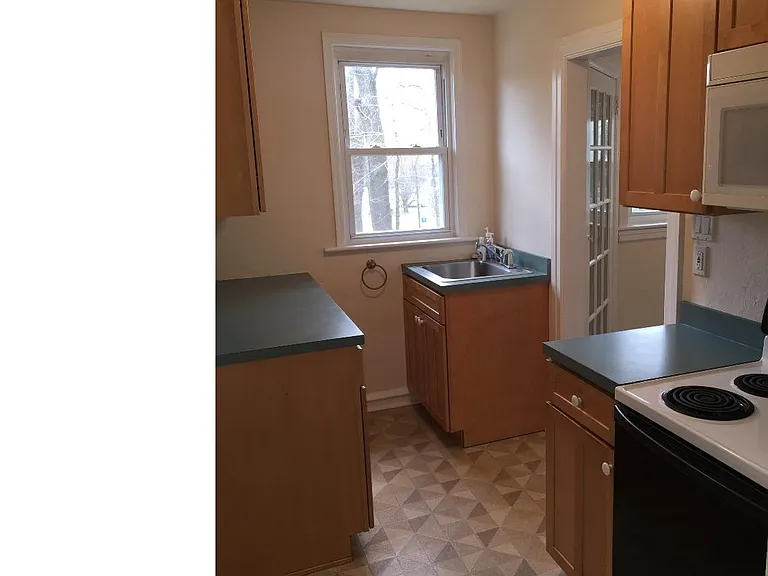1311 Bristol Rd — Photo 5