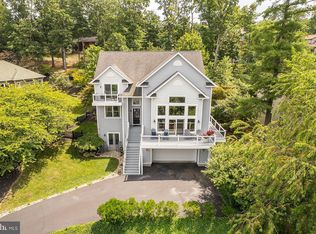 119 Waterside Ln, Cross Junction, VA 22625