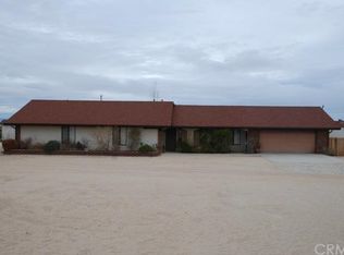 5221 Wallaby St, Yucca Valley, CA 92284