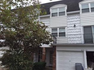 21520 23rd Rd, Flushing, NY 11360