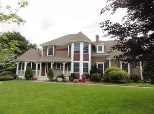 845 Emerson Gardens Rd, Lexington, MA 02420