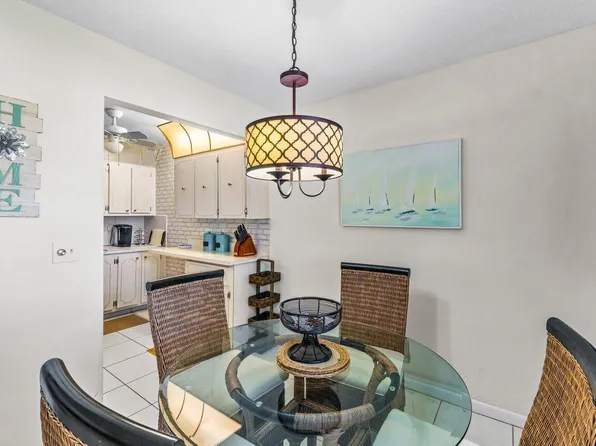 650 Horizons E #306, Boynton Beach, FL 33435