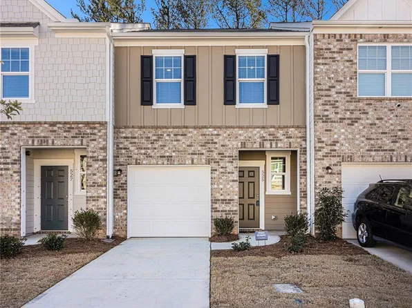 525 Magnolia Cir, Palmetto, GA 30268
