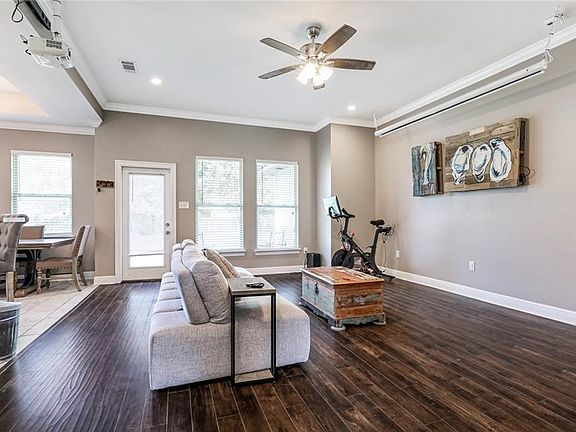 2nd image of 61263 Forest Dr