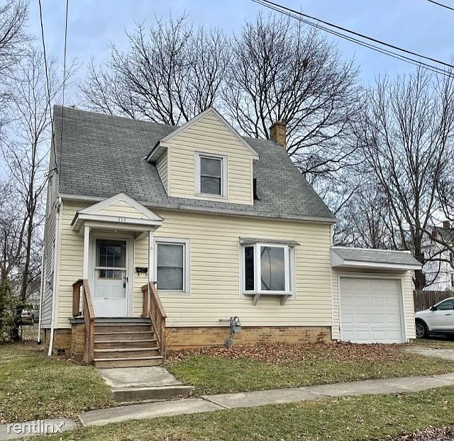 1st image of 414 Perry St
