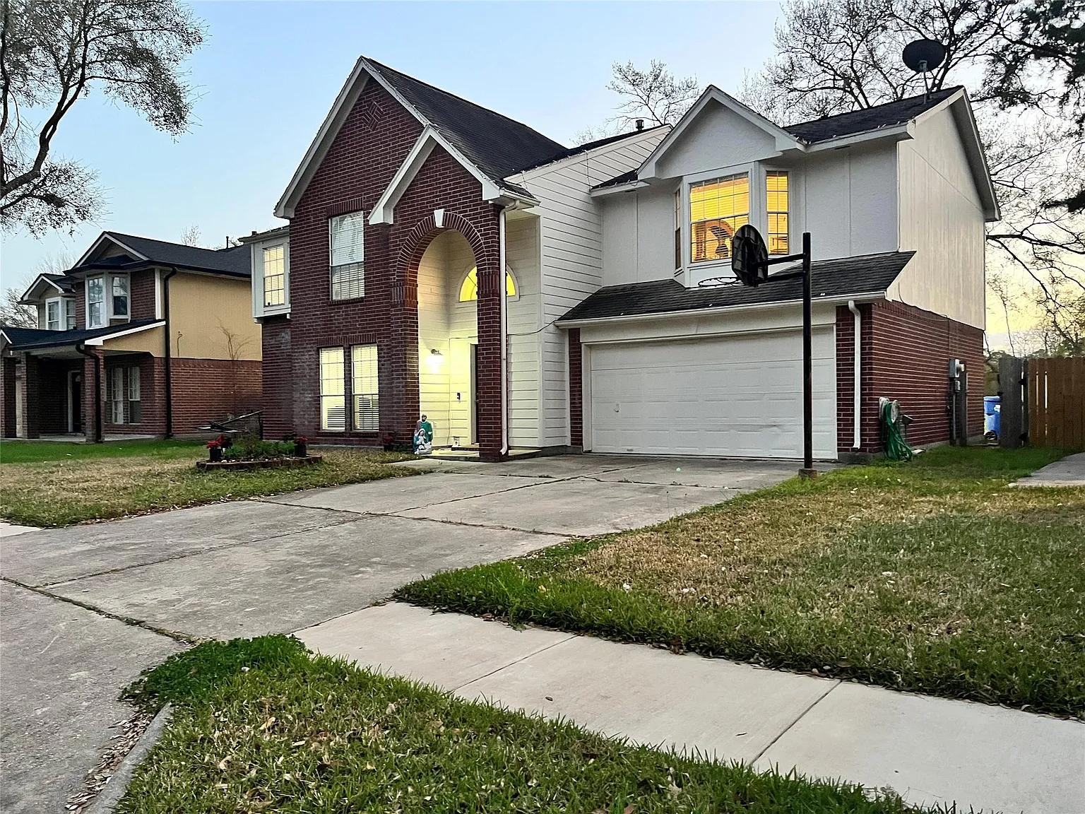 5 bed, 2.5 bath, 2503 sqft, $2,777 — Photo 4