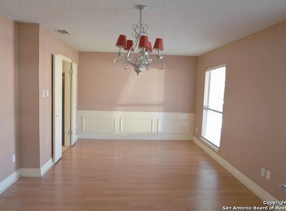 3rd image of 2306 Bluffridge St