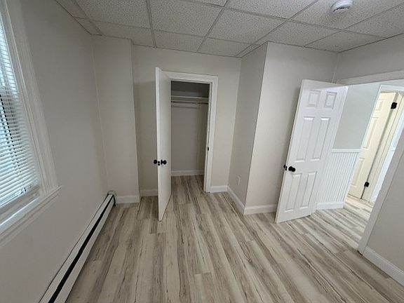 2nd image of 1111 Charles St #1