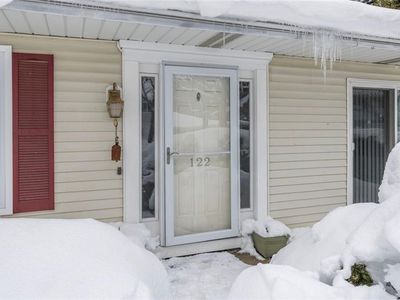 122 Edaville Ct, Warwick, RI, 02886