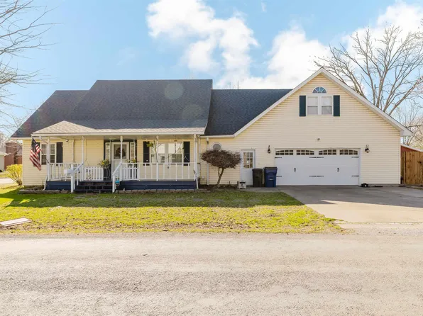 201 N Day St, W Frankfort, IL 62896