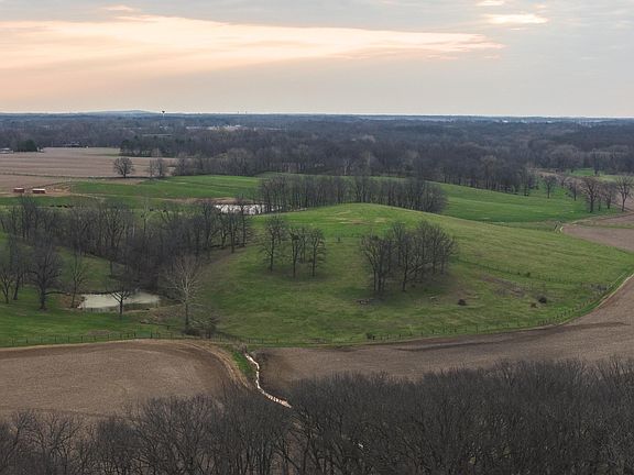 5th image of 3759 Timber Ridge Rd