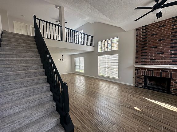 2nd image of 2653 Sawyer Dr