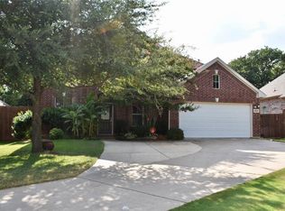 3821 Sandlin St, Grapevine, TX 76092