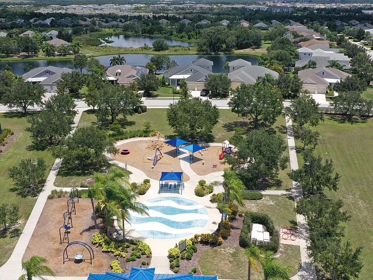 11790 Forest Park Cir — Photo 48