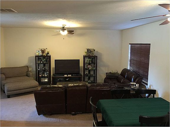 3rd image of 10611 Laurelton Ct