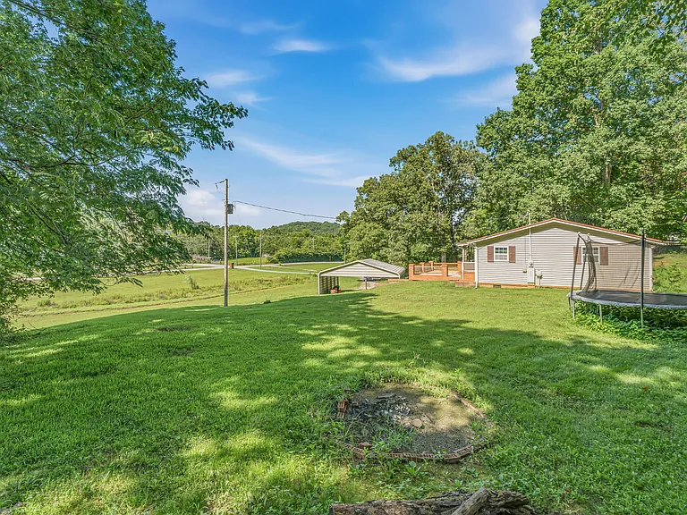 1229 Everett Rd — Photo 30