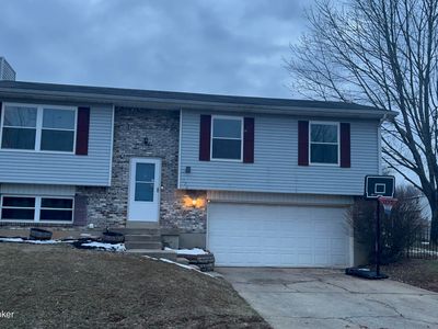 173 Meadowlake Dr, Radcliff, KY, 40160