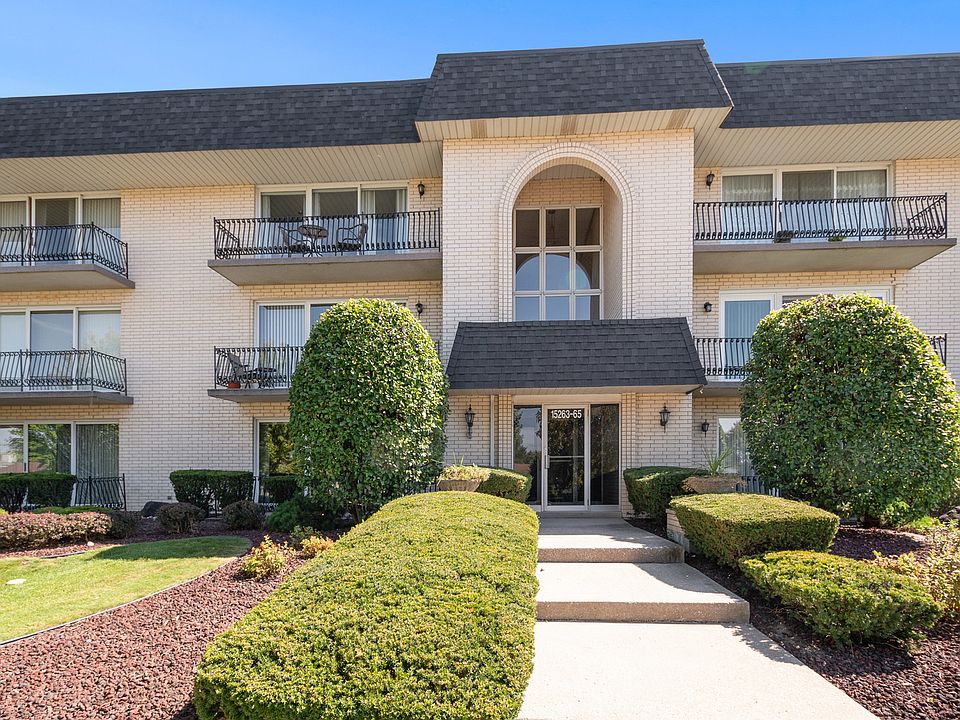 1st image of 15263 Catalina Dr Unit 1N