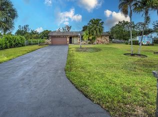 4977 SW 111th Ter, Davie, FL 33328
