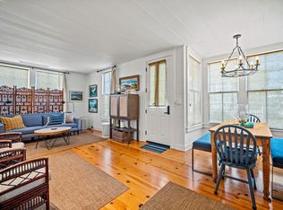 128 4th St, Pacific Grove, CA 93950