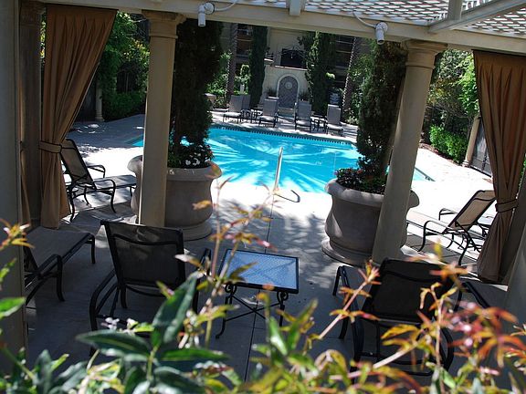 4th image of 3467 Watermarke Pl