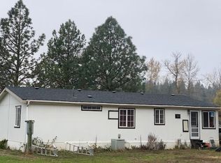 8573 E Evans Creek Rd, Rogue River, OR 97537