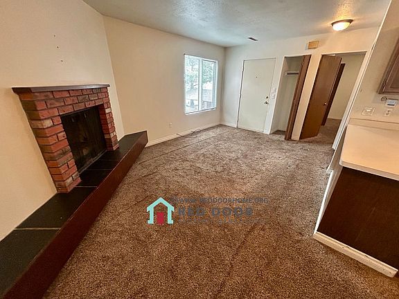 3rd image of 3542 11th Ave S #4