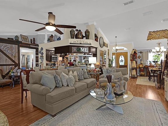 3rd image of 3279 Countryside View Dr