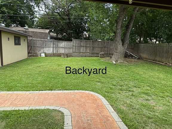 2nd image of 2810 Buena Vista Dr