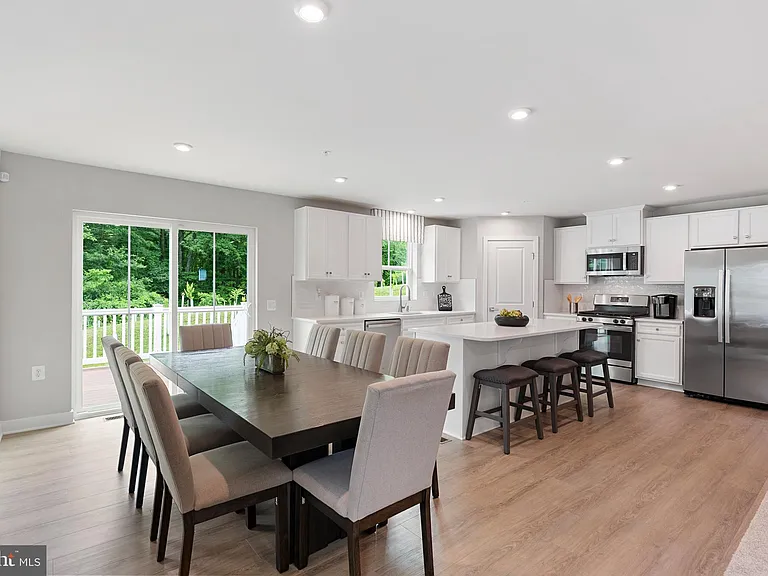 4771 Naples Ave — Photo 11