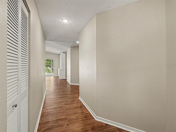 4th image of 3432 BROOKRIDGE LANE