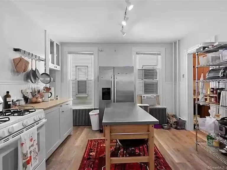 1-46 Foster St #1 — Photo 2
