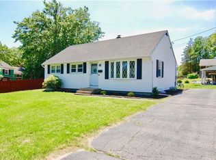 4 Clay Ln, Westerly, RI 02891