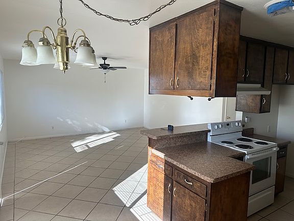 5th image of 664 Lanier St