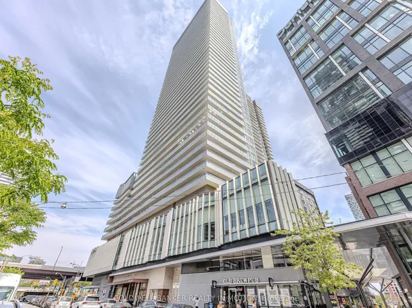 15 Lower Jarvis St #1710, Toronto, ON M5E 0C4